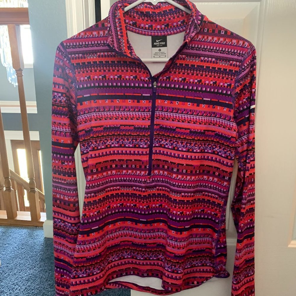 Nike Athletic sweatshirt